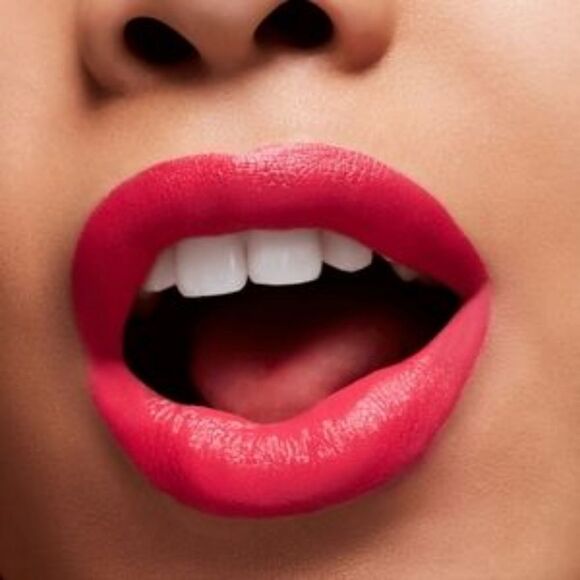 MAC Limited Edition Richard Quinn Lipstick in Vamp-Tastic - Picture 7 of 15